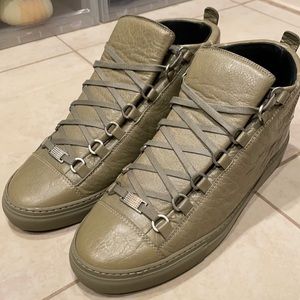 100% Authentic Balenciagas Olive Color size 41